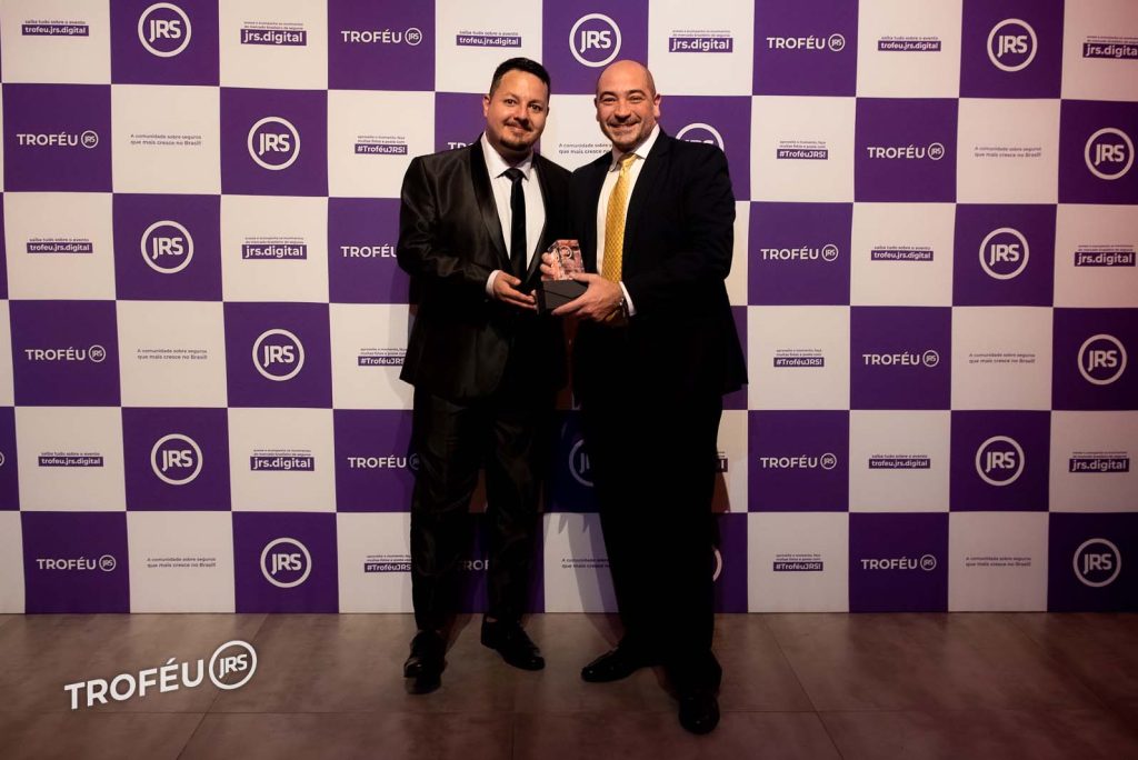 William Anthony, Jornalista do JRS, e Fernando Ferrari, Diretor-Geral da DOC24 no Brasil / Arquivo JRS