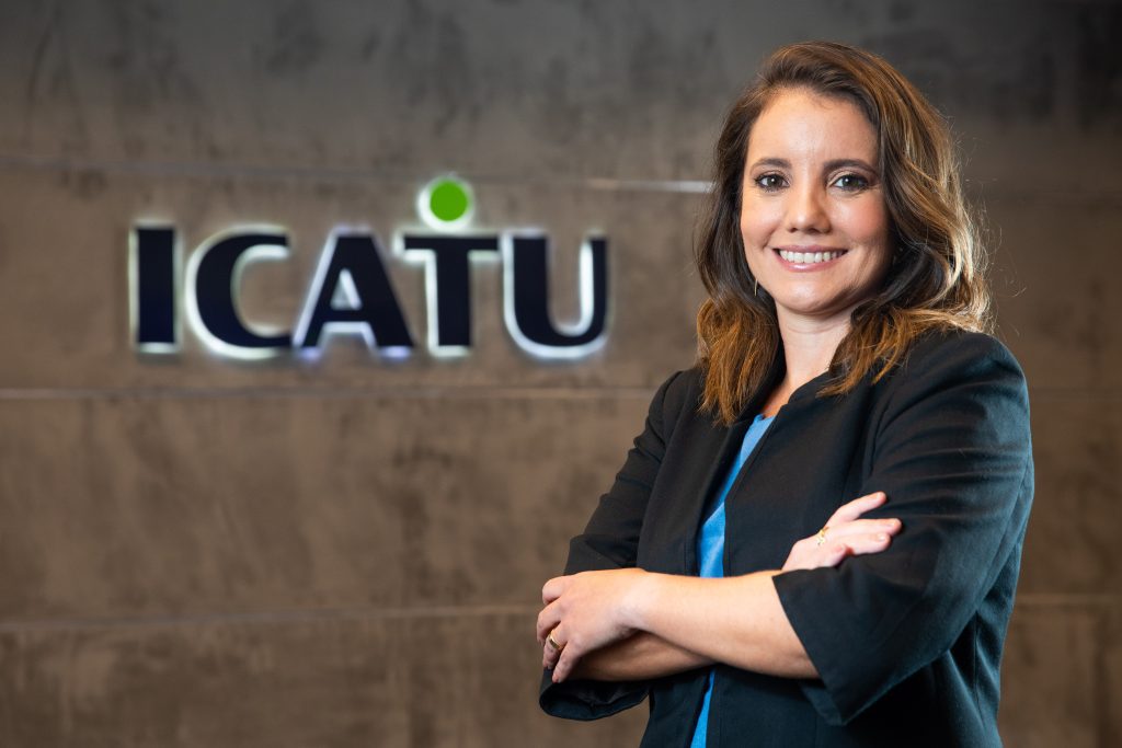 Luciana Bastos, diretora de produtos de Vida da Icatu / Divulgação