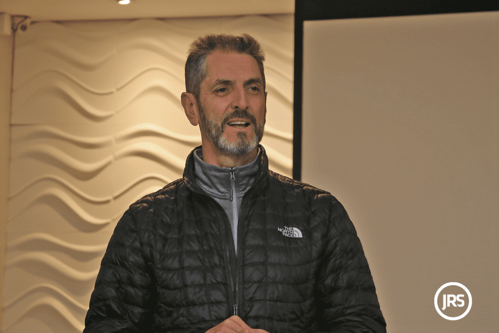 Clube da Pedrinha realiza palestra sobre a trajetória inspiradora de Rubão da HDI