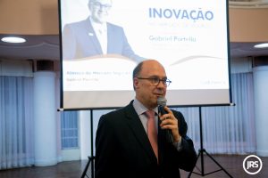 Gabriel Portella destaca a importância da inovação, em Porto Alegre (RS)