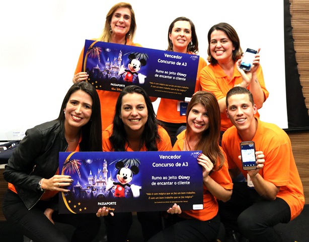 Vencedores do concurso, dois grupos de funcionários embarcarão para um curso sobre excelência em serviços na Disney (EUA)