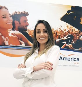 Paula Bueno, nova gerente da unidade Maringá (PR)