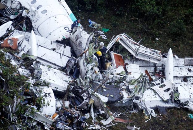 Irregularidade inviabiliza pagamento de seguro às famílias das vítimas de acidente com voo da Chapecoense