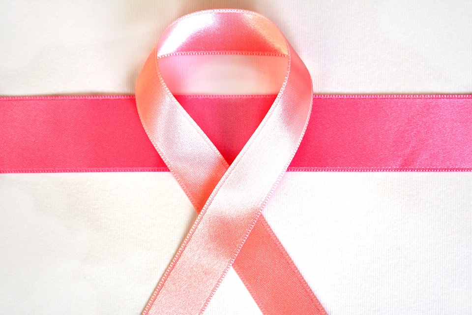 Suhai Seguradora faz ação de conscientização do câncer de mama