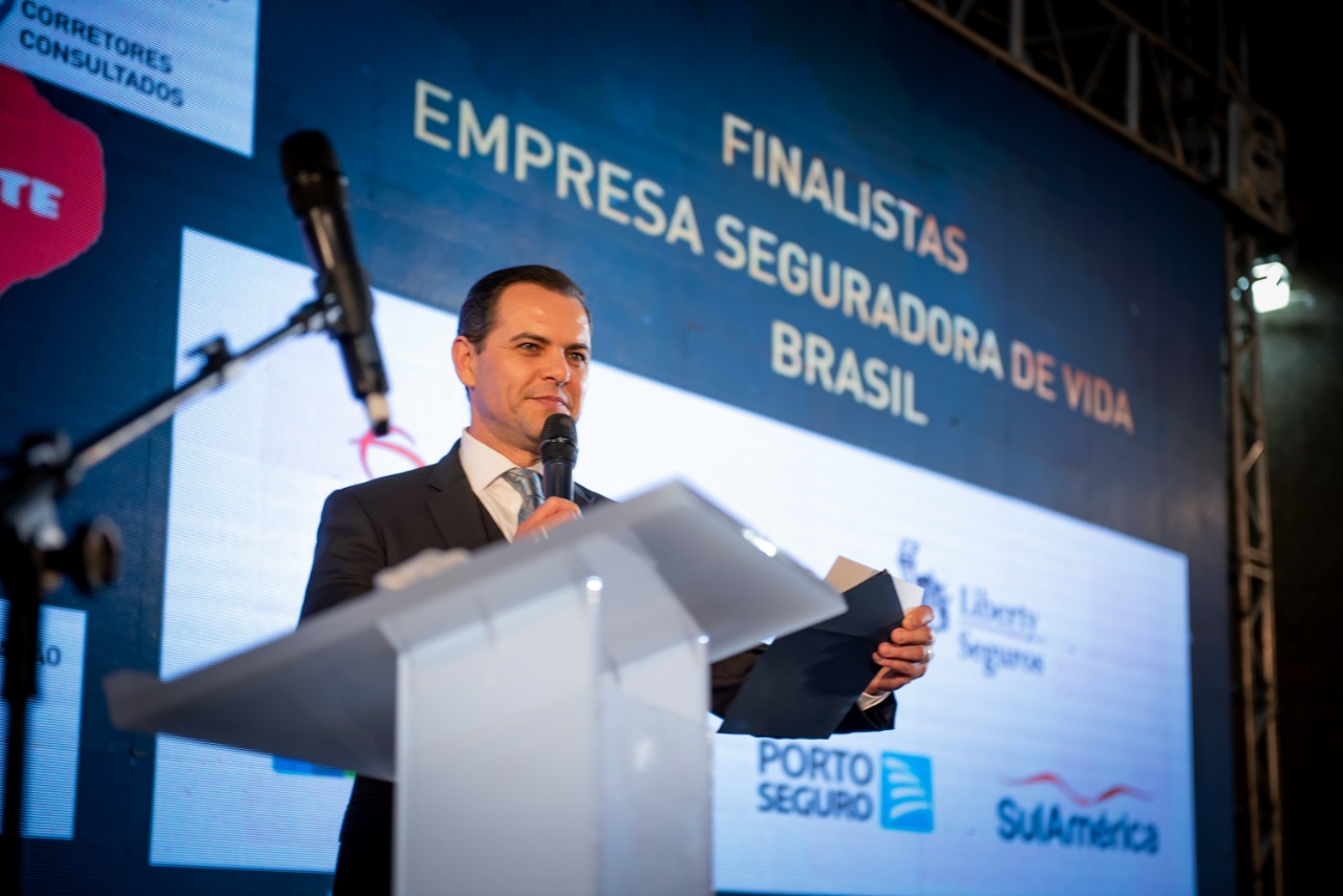 César Oliveira é presidente do ISB Brasil / Divulgação