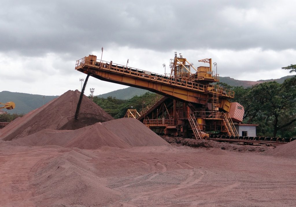 Mercado brasileiro é pouco preparado para assumir riscos de mineradoras