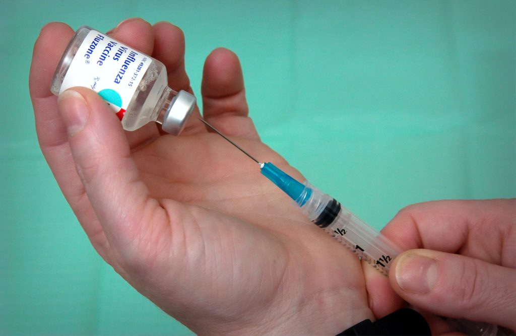Covid-19: Reino Unido começa a vacinar população na próxiCovid-19: Reino Unido começa a vacinar população na próxima semanama semana