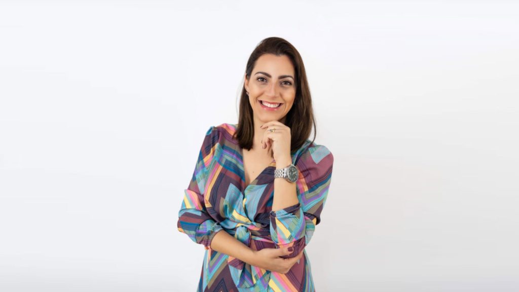 Camila Feriani é Head de Varejo, Alimentos e Bebidas da THB Brasil / Divulgação