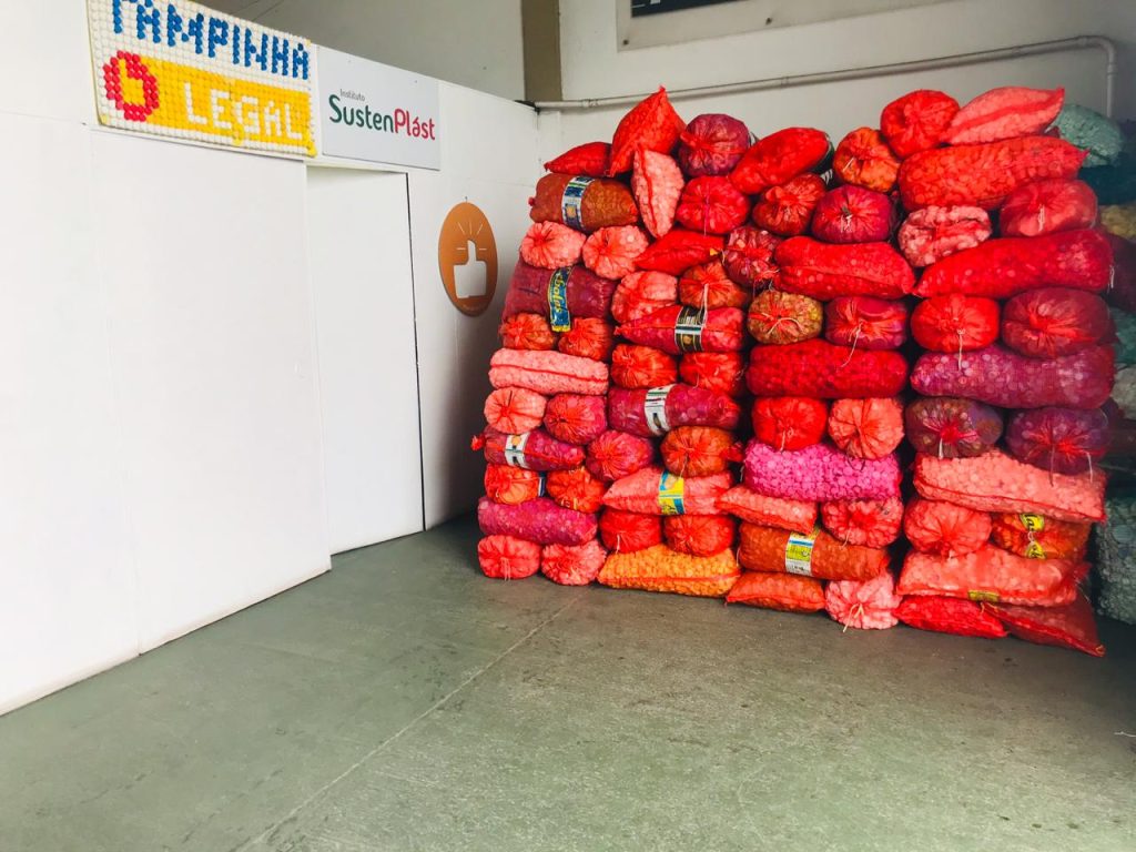 Tampinha Legal recolhe 30 toneladas de tampas plásticas no primeiro bimestre de 2021 / Divulgação