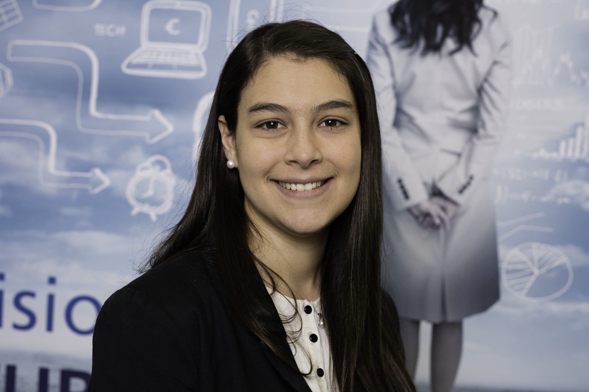 Lucía Sarraceno é Superintendente de Canais Digitais e Relacionamento com o Cliente da Zurich no Brasil / Divulgação
