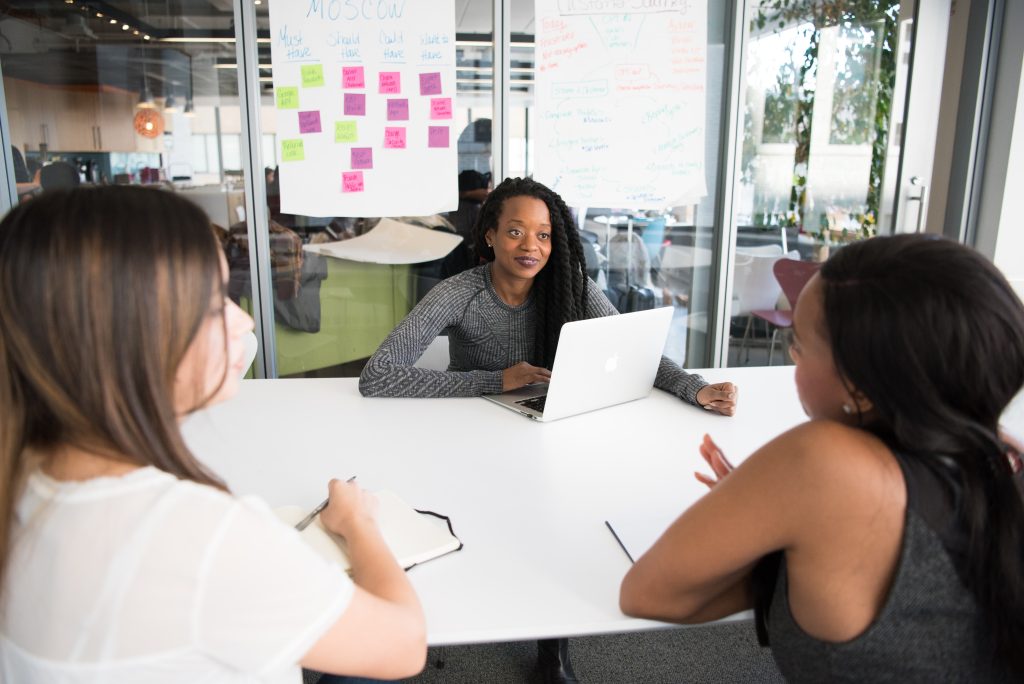 Startup de benefícios corporativos flexíveis oferece promoção exclusiva para mulheres empreendedoras