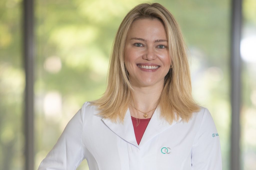 Dra. Ana Gelatti é Médica Oncologista e Pesquisadora da Oncoclínicas RS / Divulgação