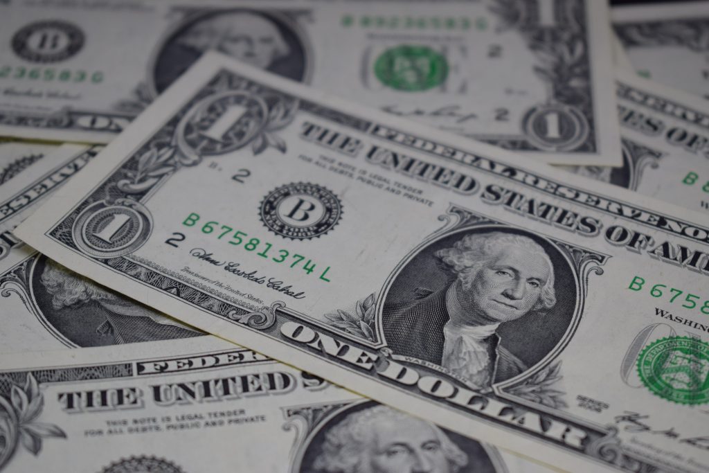 Economista do Banco Ourinvest vê dólar perto de R$ 5,20 no final do ano
