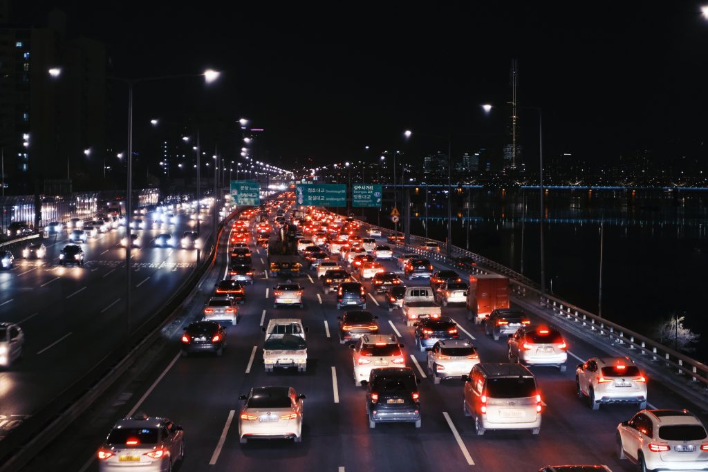 Quase 2 milhões de veículos devem cruzar rodovias de São Paulo no feriadão