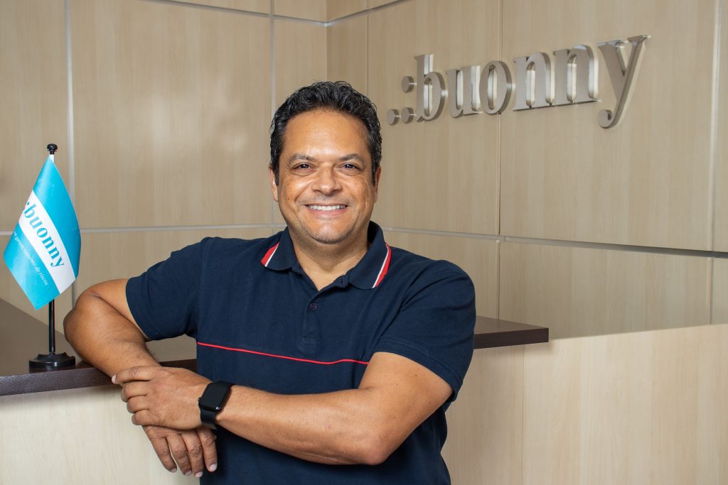 Eliel Fernandes é CEO e co-fundador da Buonny / Divulgação