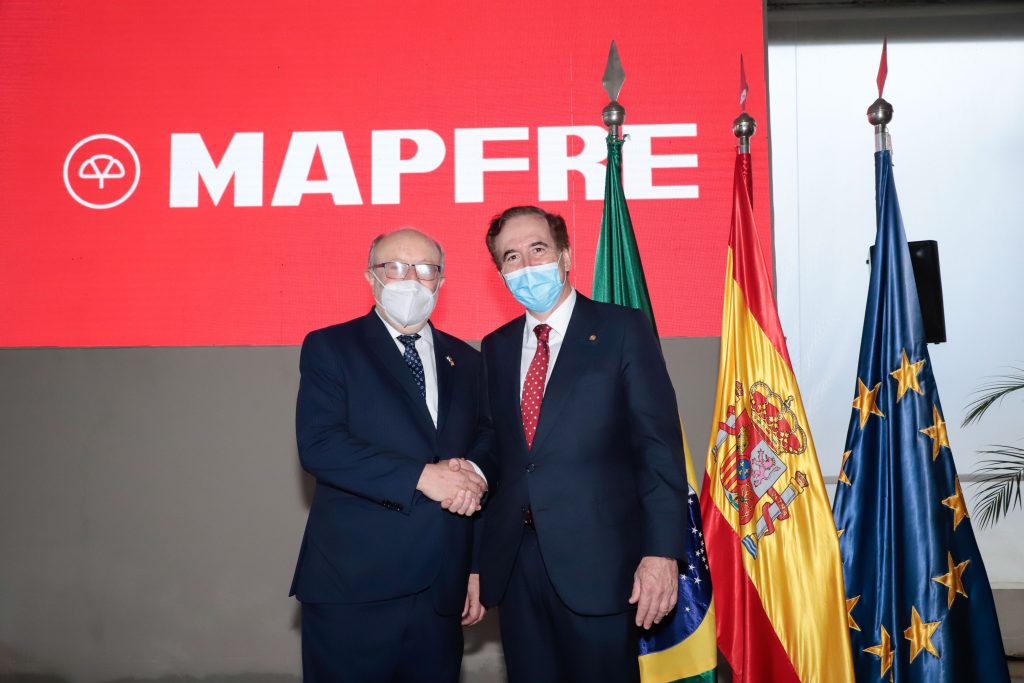 Antonio Huertas, presidente mundial da MAPFRE; e Fernando García Casas, embaixador da Espanha no Brasil / Foto: Divulgação