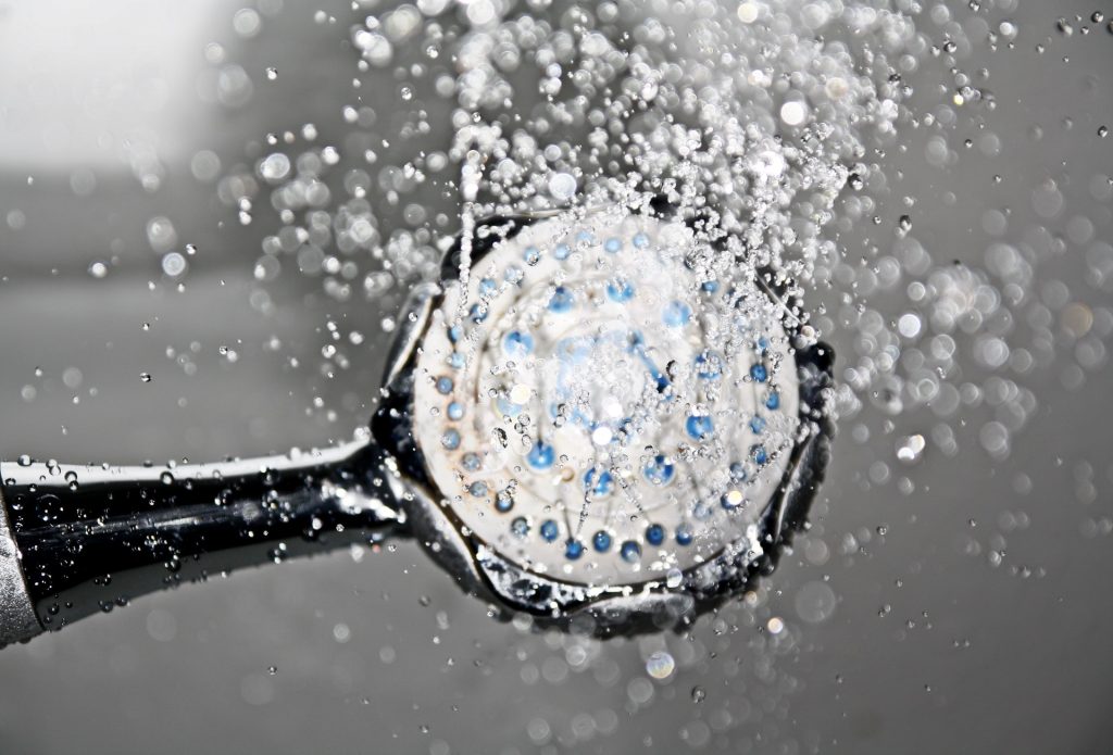 5 dicas e cuidados para a instalação e manutenção do chuveiro elétrico