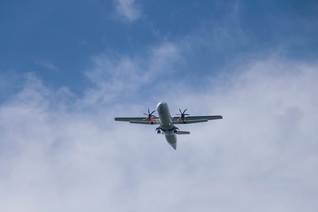 Incidente com aeronave de cantor famoso enfatiza a importância do Seguro Aeronáutico / Foto: Krisna Azie / Unsplash Images
