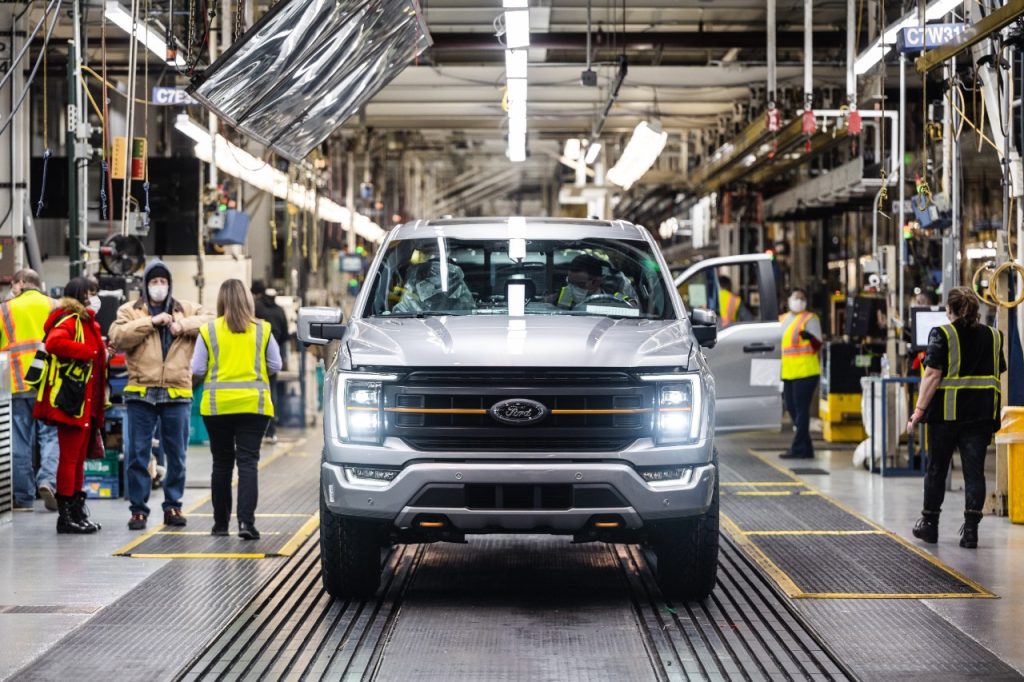Ford comemora a produção de 40 milhões de picapes Série F / Divulgação