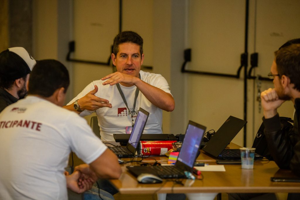 Banco Pine realizará Hackathon com foco em desenvolvedores de TI / Divulgação