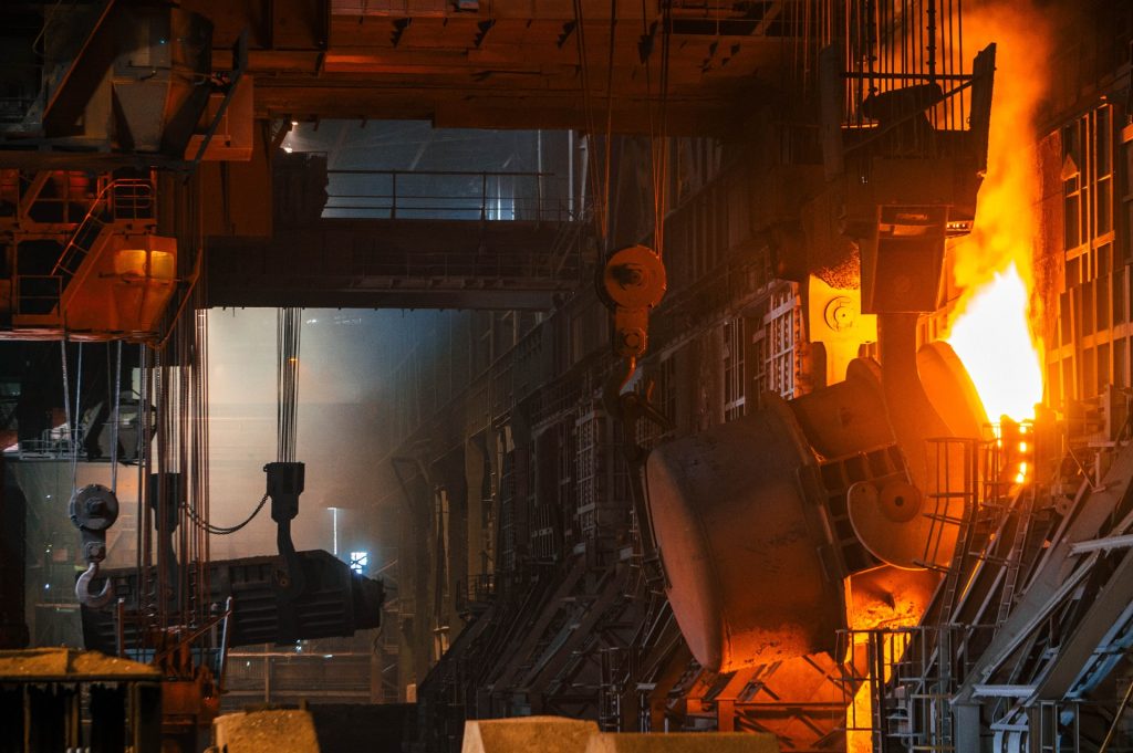 Notícias de incêndios estruturais nas indústrias aumentam 17% até abril / Foto: Ant Rozetsky / Unsplash Images
