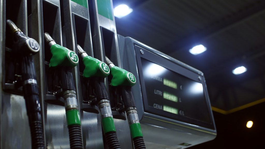 Novo aumento do diesel comprova tendência de preços variáveis em 2022 / Divulgação / Canva