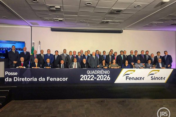 Armando Vergilio e nova diretoria da Fenacor tomam posse para o quadriênio 2022/2026 / Foto: William Anthony / JRS