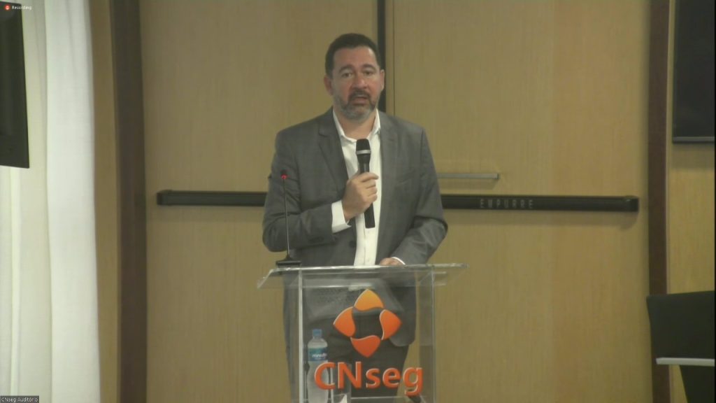 Dyogo Oliveira, presidente da CNseg / Reprodução
