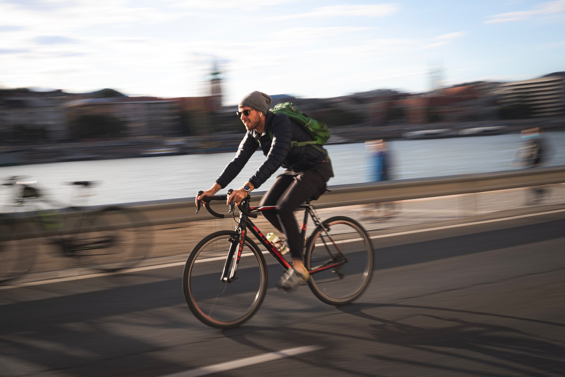 Seguro para bicicletas tem aumento de 479% em contratações / Foto: Tomi Vadász / Unsplash Images