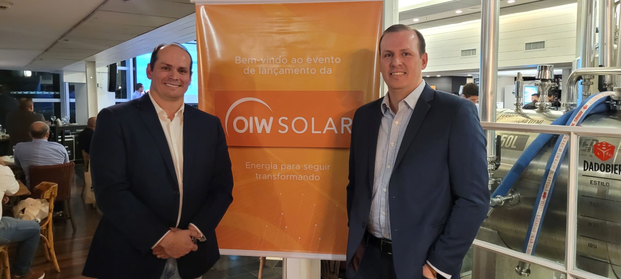 Fabrício Ferreira e Roberto Azambuja Ferreira, executivos da OIW Solar / Divulgação