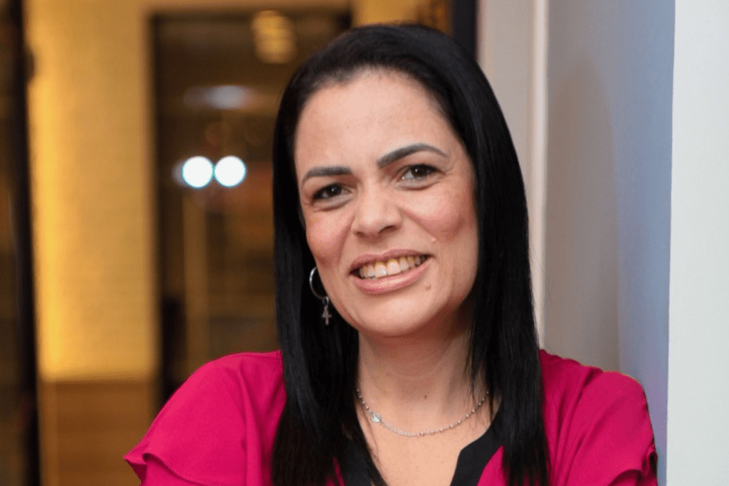 Akad apresenta Mariana Vale como nova gerente de Seguro Garantia